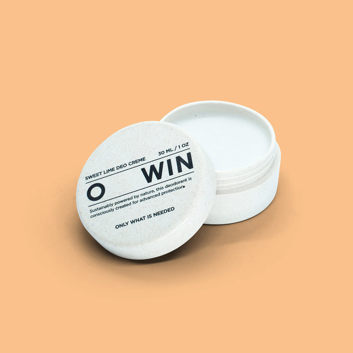 Geöffnete Dose der OWIN Deocreme Sweet Lime – sichtbar weiche Konsistenz, ideal für empfindliche Haut.